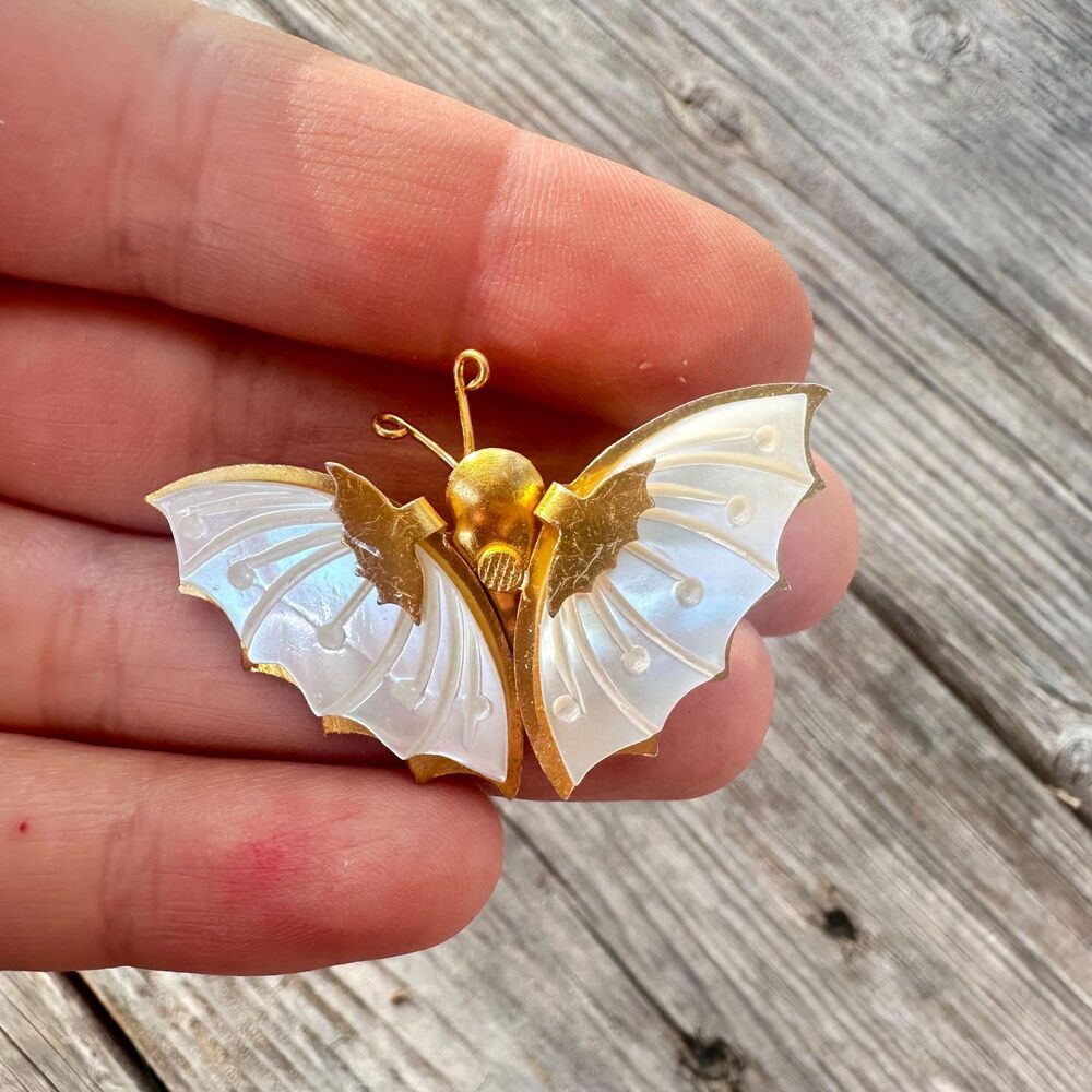 Vintage Jewelry Gold Tone Butterfly Brooch Pin Small Butterfly Pin